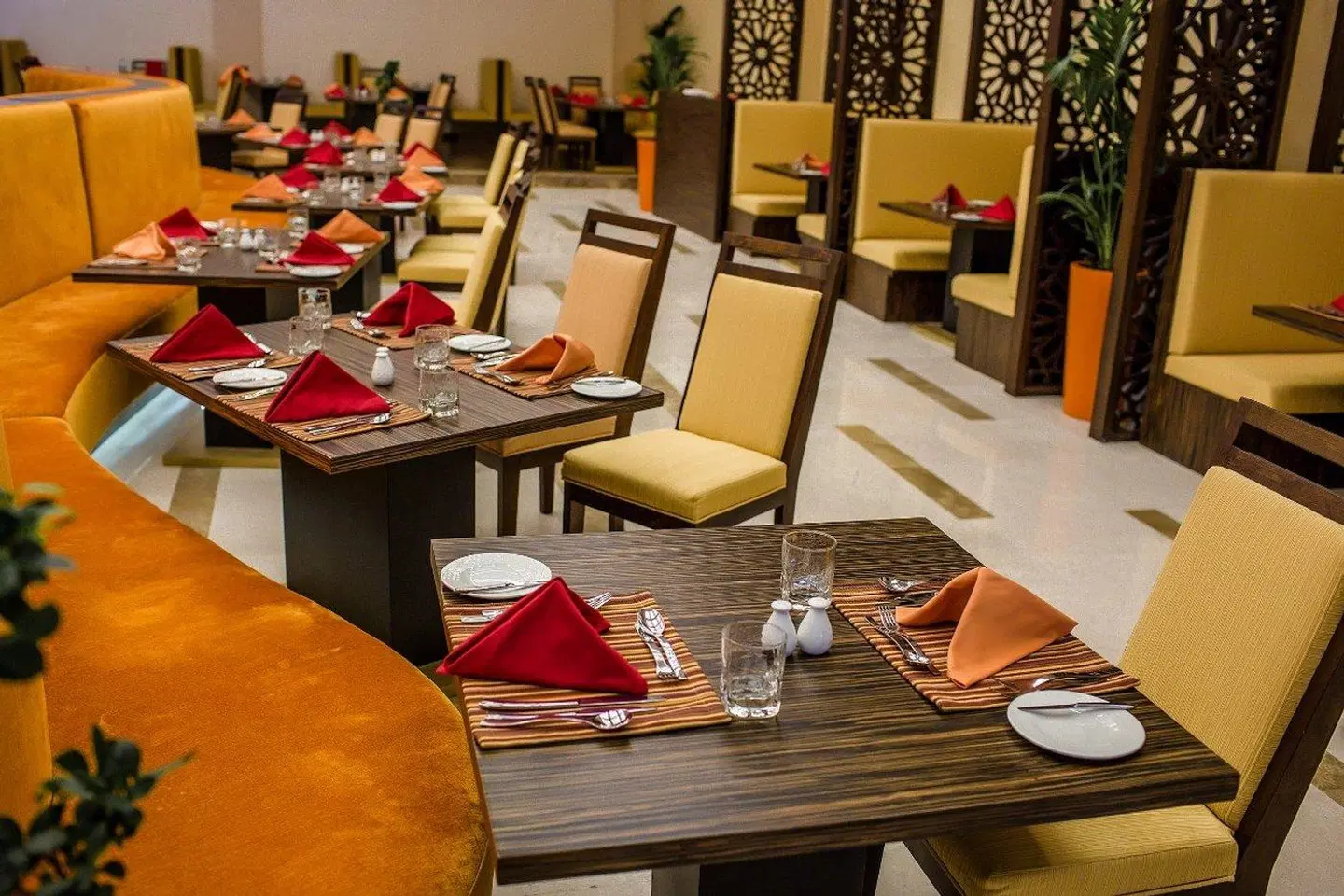 Western Hotel - Madinat Zayed RESTAURANT