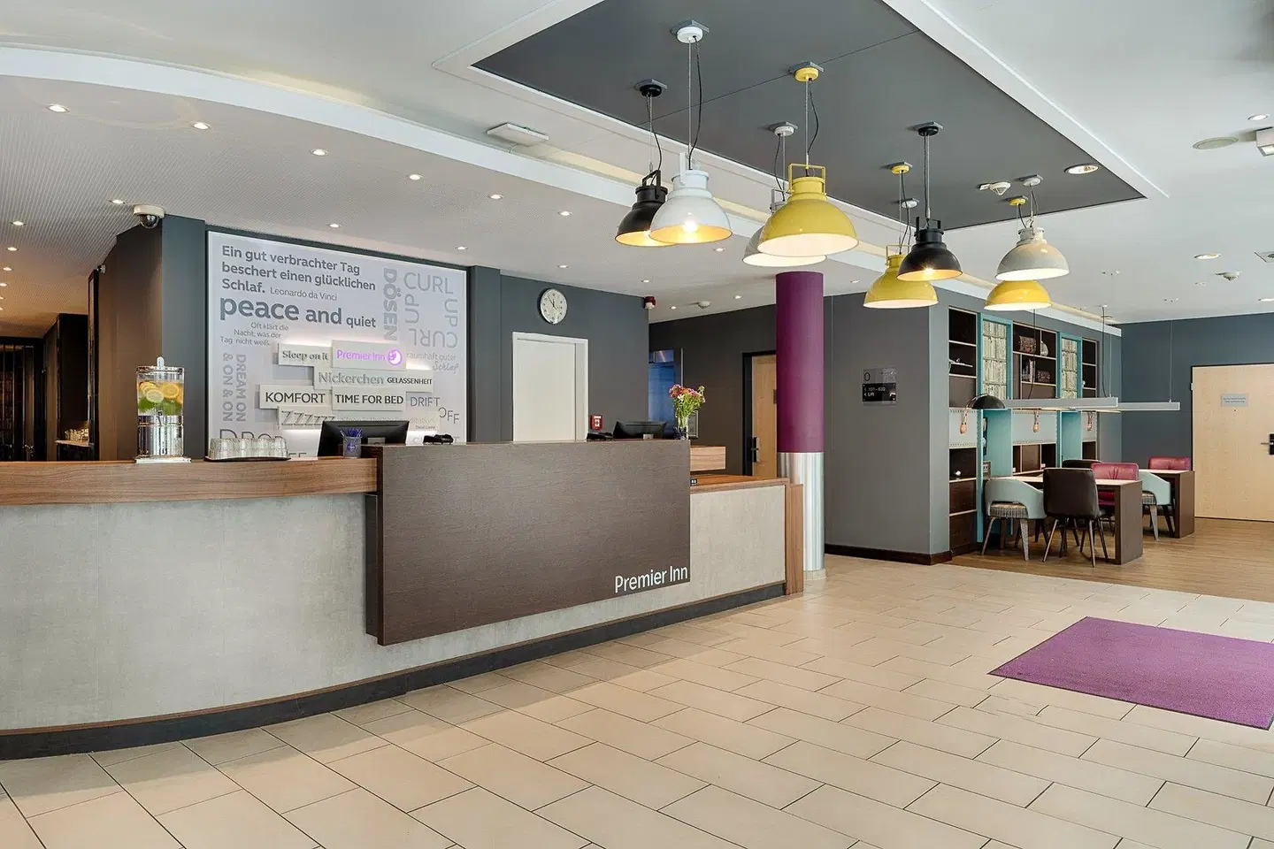Premier Inn Berlin City Centre LOUNGE_LOBBY