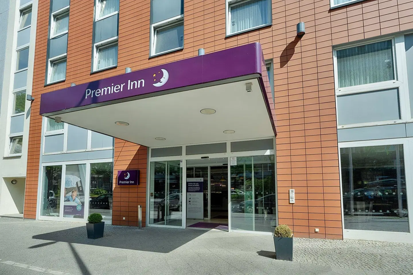 Premier Inn Berlin City Centre EXTERIOR
