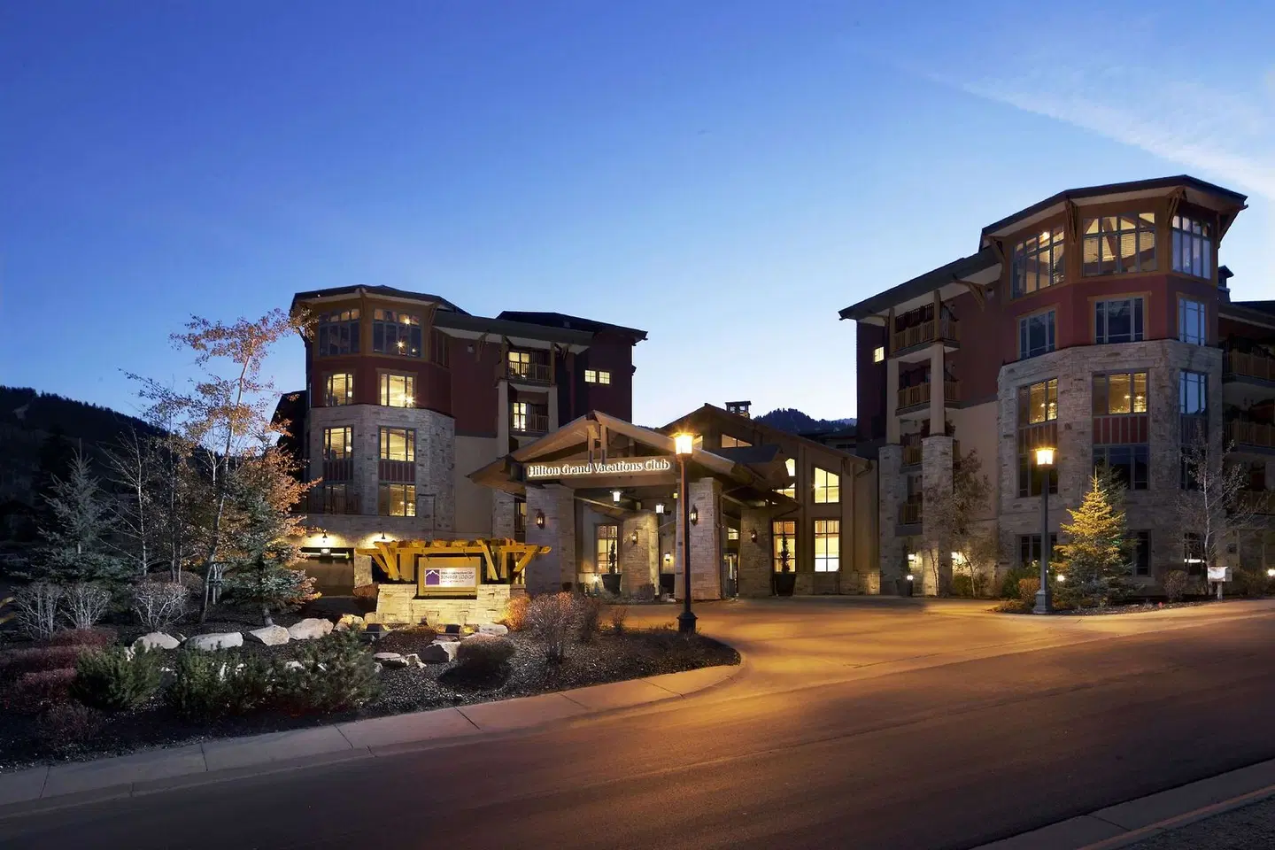 Sunrise Lodge by Hilton Grand Vacations EXTERIOR