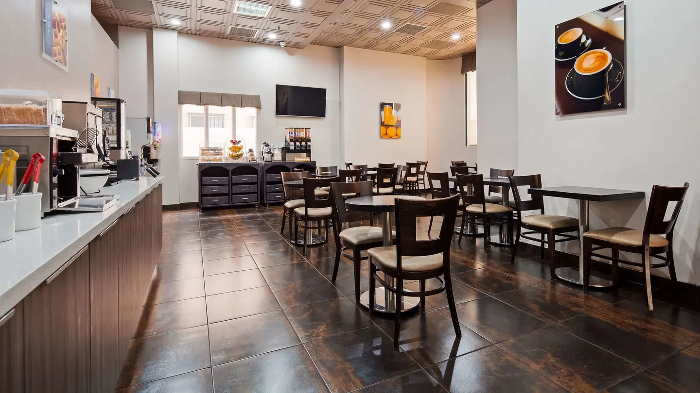 Best Western Plus Suites Hotel - Los Angeles LAX Airport Bar