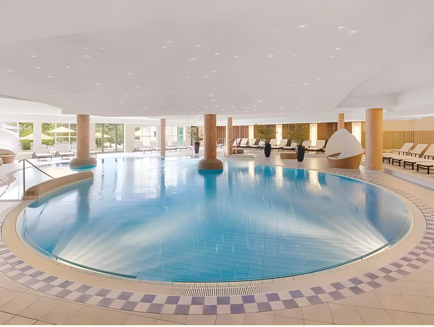 Sonnengut Hallenbad