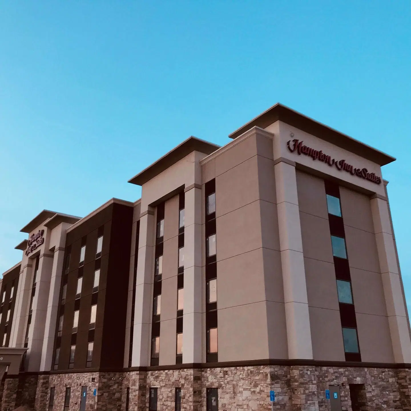 Hampton Inn & Suites St. George SunRiver EXTERIOR