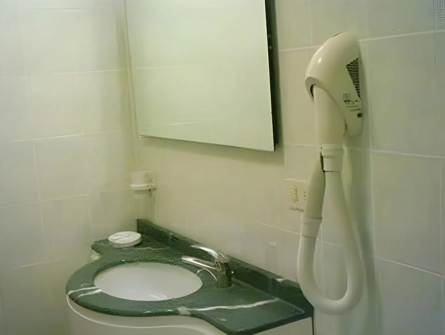 Ariminum Hotel Badezimmer