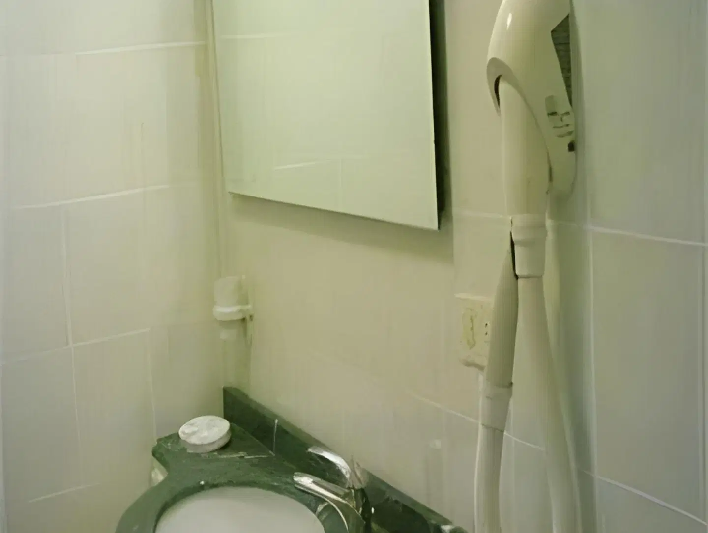 Ariminum Hotel Badezimmer