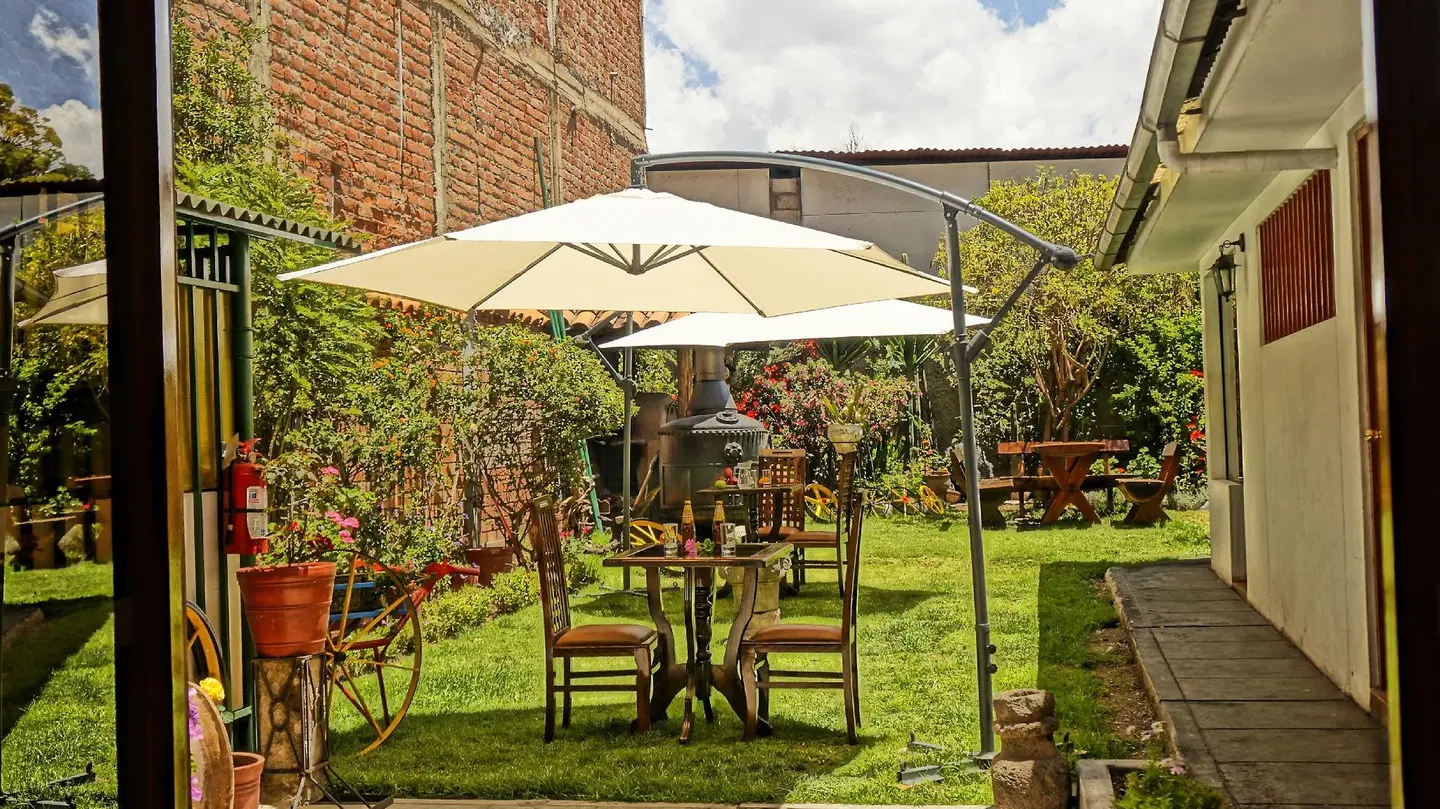 Illas Inn TERRACE