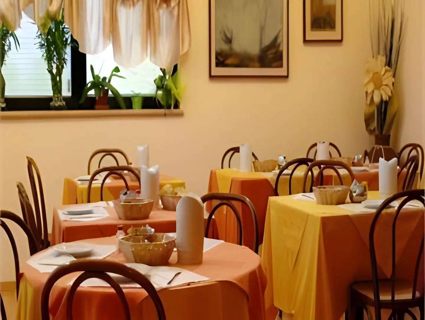 Alan Restaurant