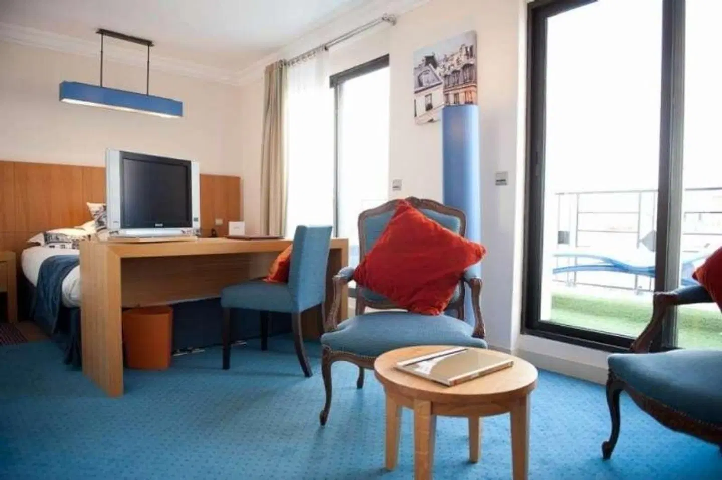 Westside Arc de Triomphe ROOM_EXAMPLE