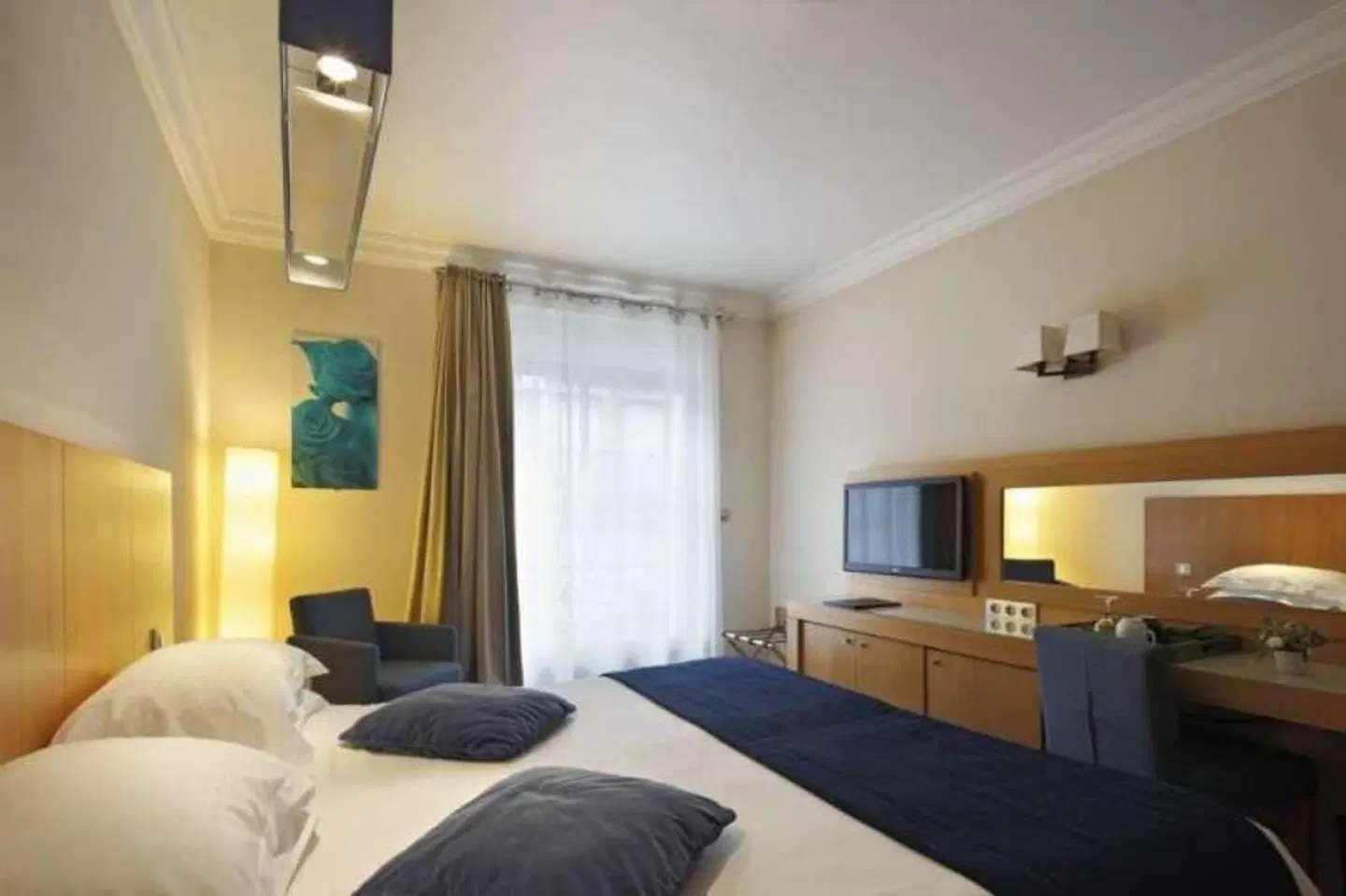 Westside Arc de Triomphe ROOM_EXAMPLE