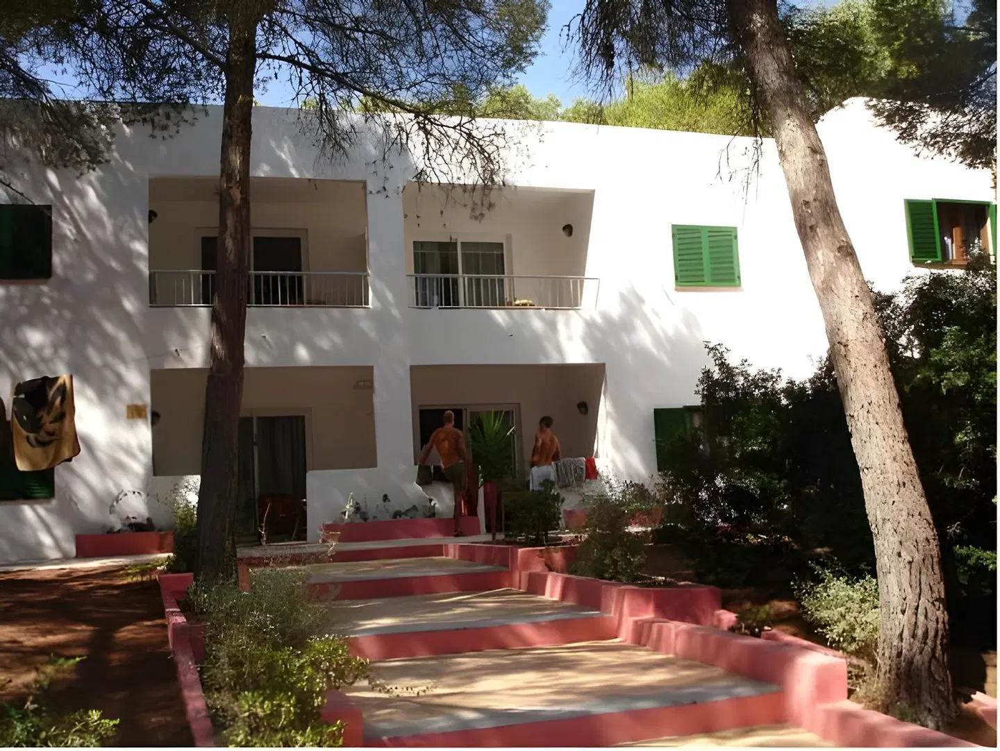 Pinos Playa Suites EXTERIOR