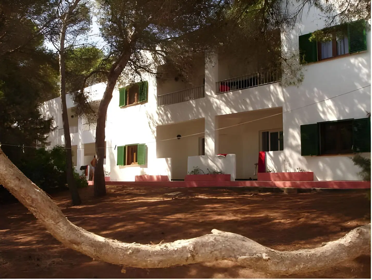 Pinos Playa Suites EXTERIOR