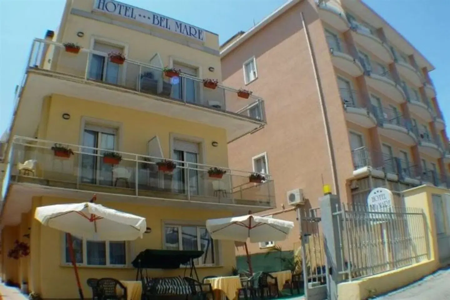 Bel Mare EXTERIOR