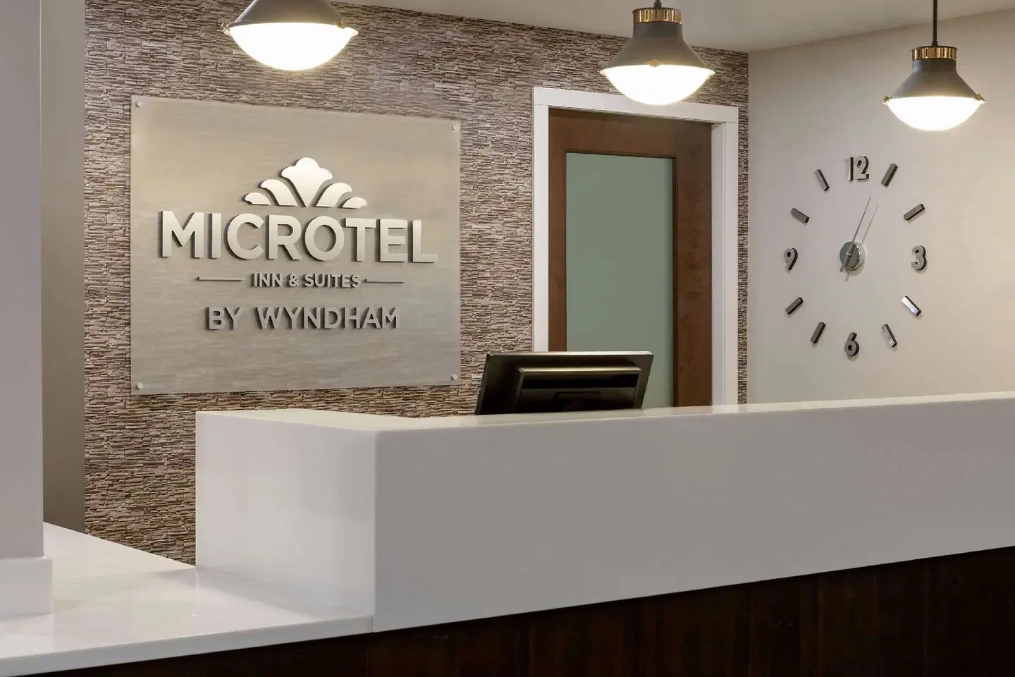 Microtel Inn & Suites by Wyndham Weyburn LOUNGE_LOBBY