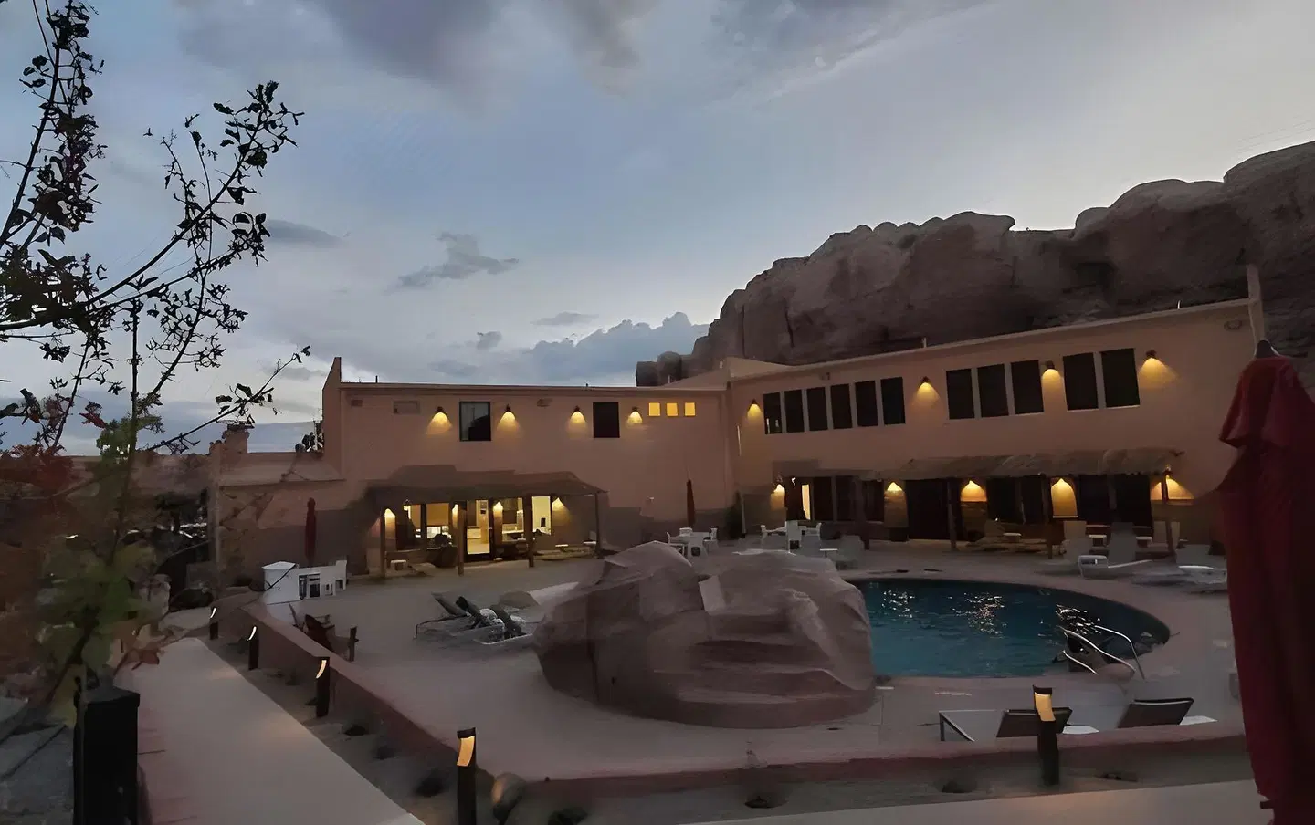 Bluff Dwellings Resort EXTERIOR