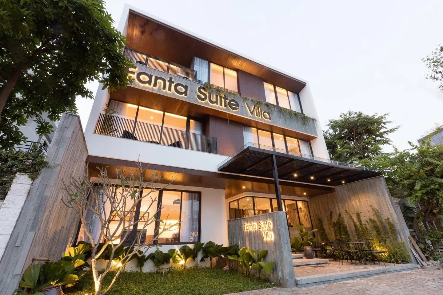 Fanta Suite Villa EXTERIOR