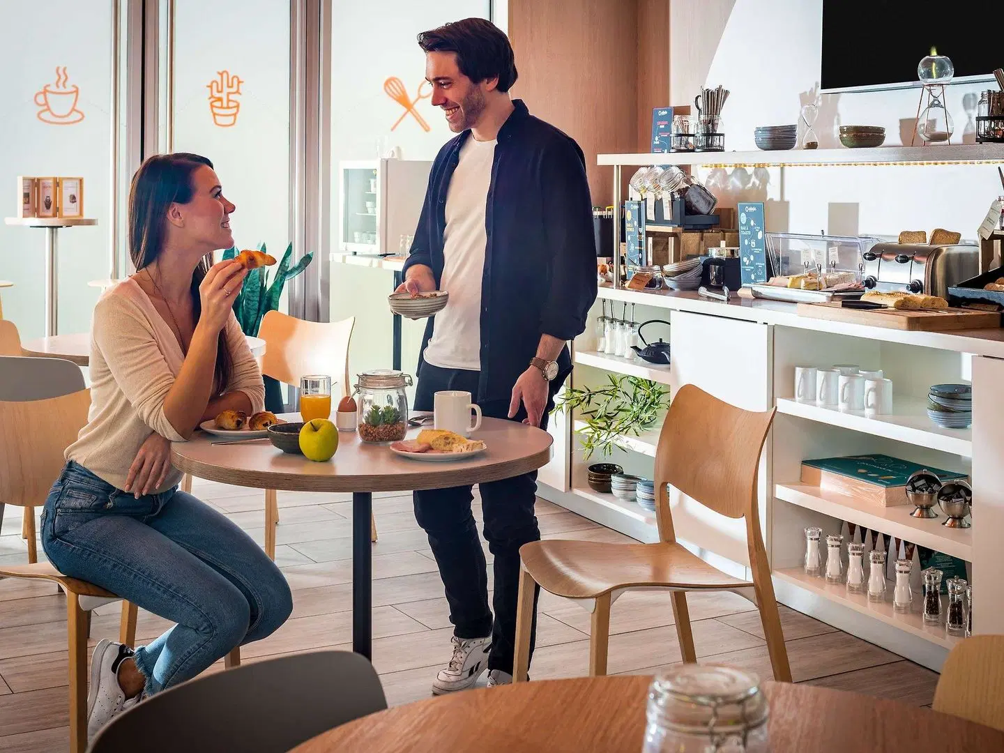 Aparthotel Adagio access Paris Massy Gare TGV Bar