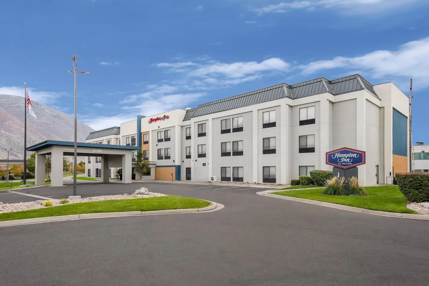 Hampton Inn Provo EXTERIOR