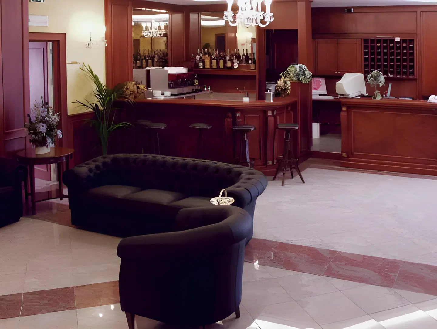 Tricolore Hotel Bar