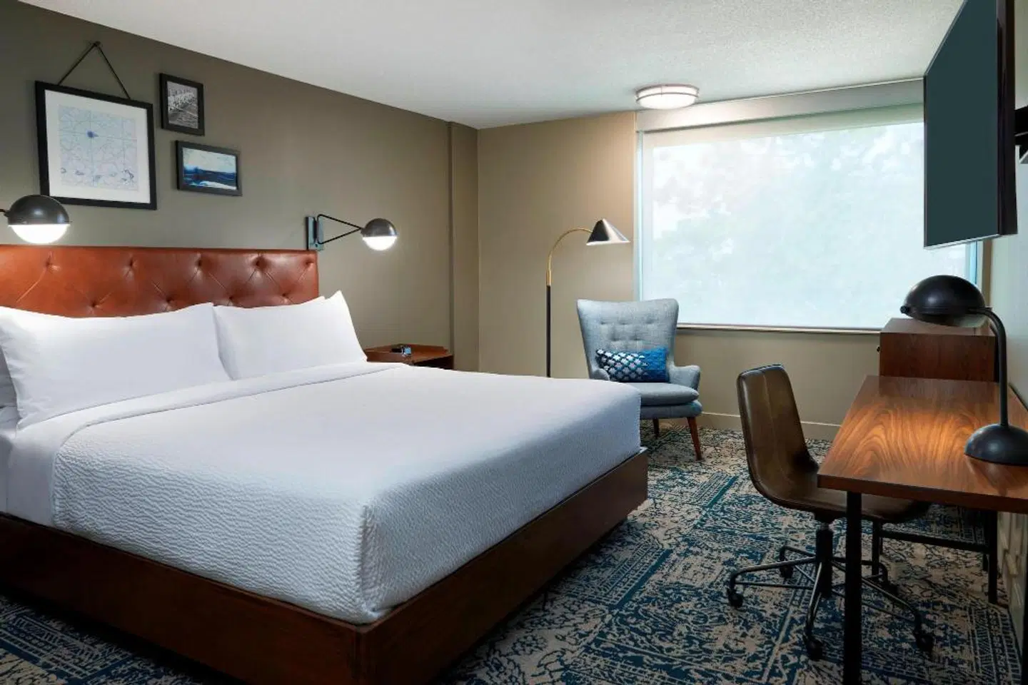 Four Points by Sheraton Toronto Airport ROOM_EXAMPLE
