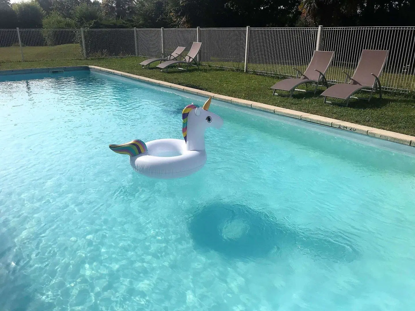 ibis Tarbes Odos OUTDOOR_POOL
