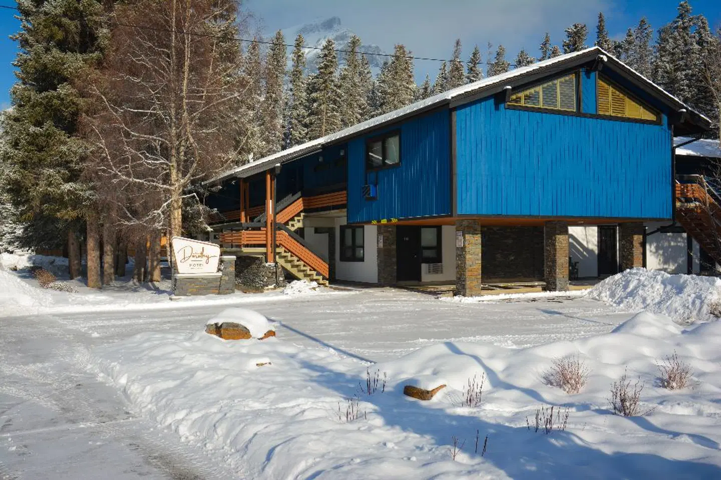 The Dorothy Motel EXTERIOR