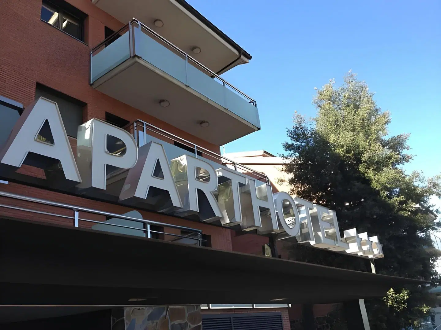 Aparthotel del Golf EXTERIOR