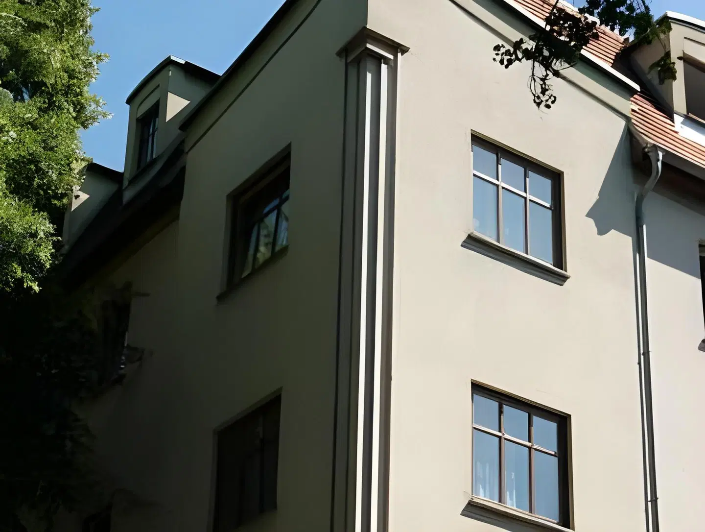 Liszt EXTERIOR