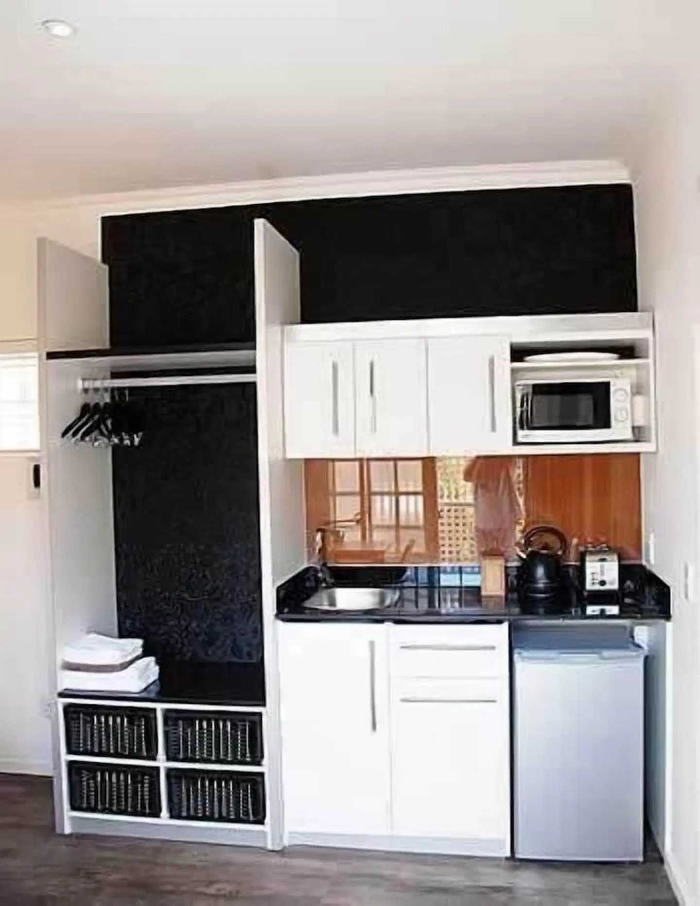 Knysna Inn ROOM_EXAMPLE