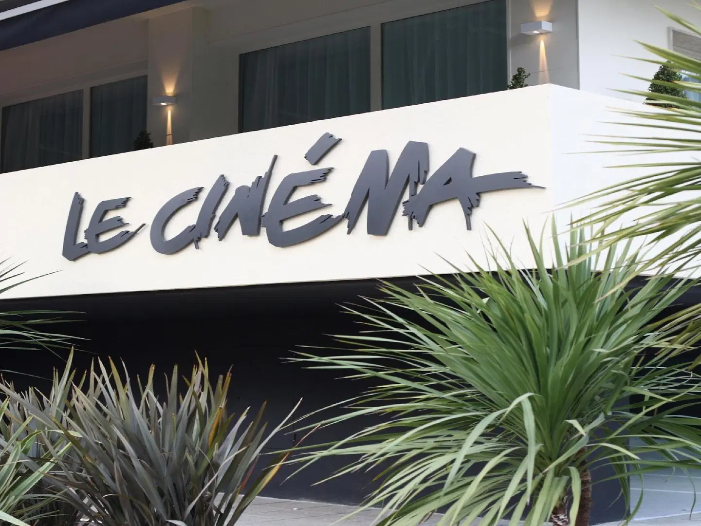 Hotel Le Cinéma EXTERIOR