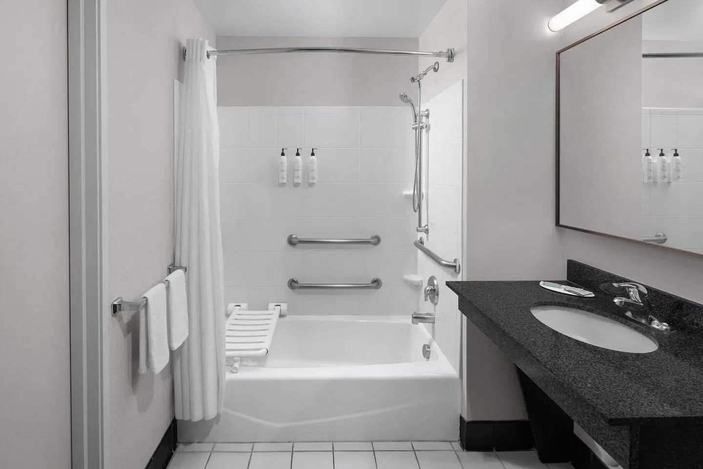 Fairfield Inn & Suites Richfield Badezimmer