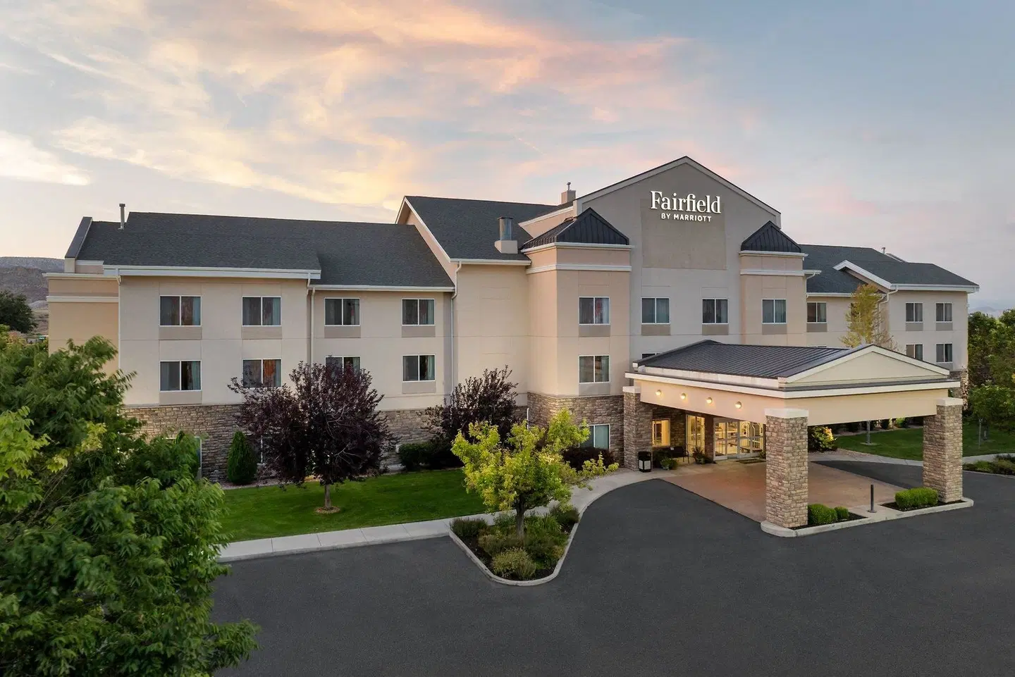 Fairfield Inn & Suites Richfield EXTERIOR