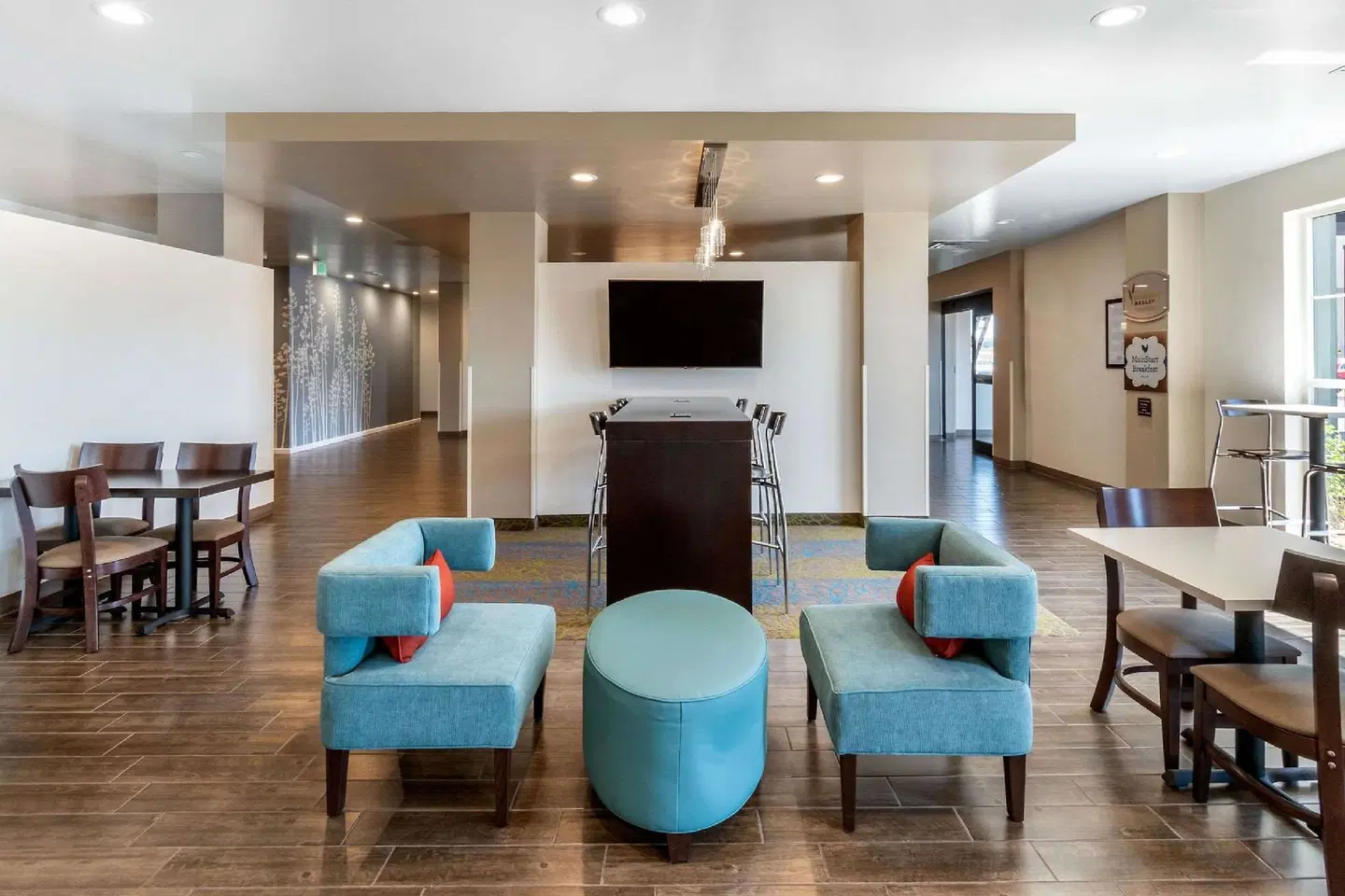 MainStay Suites Denver International Airport ROOM_EXAMPLE