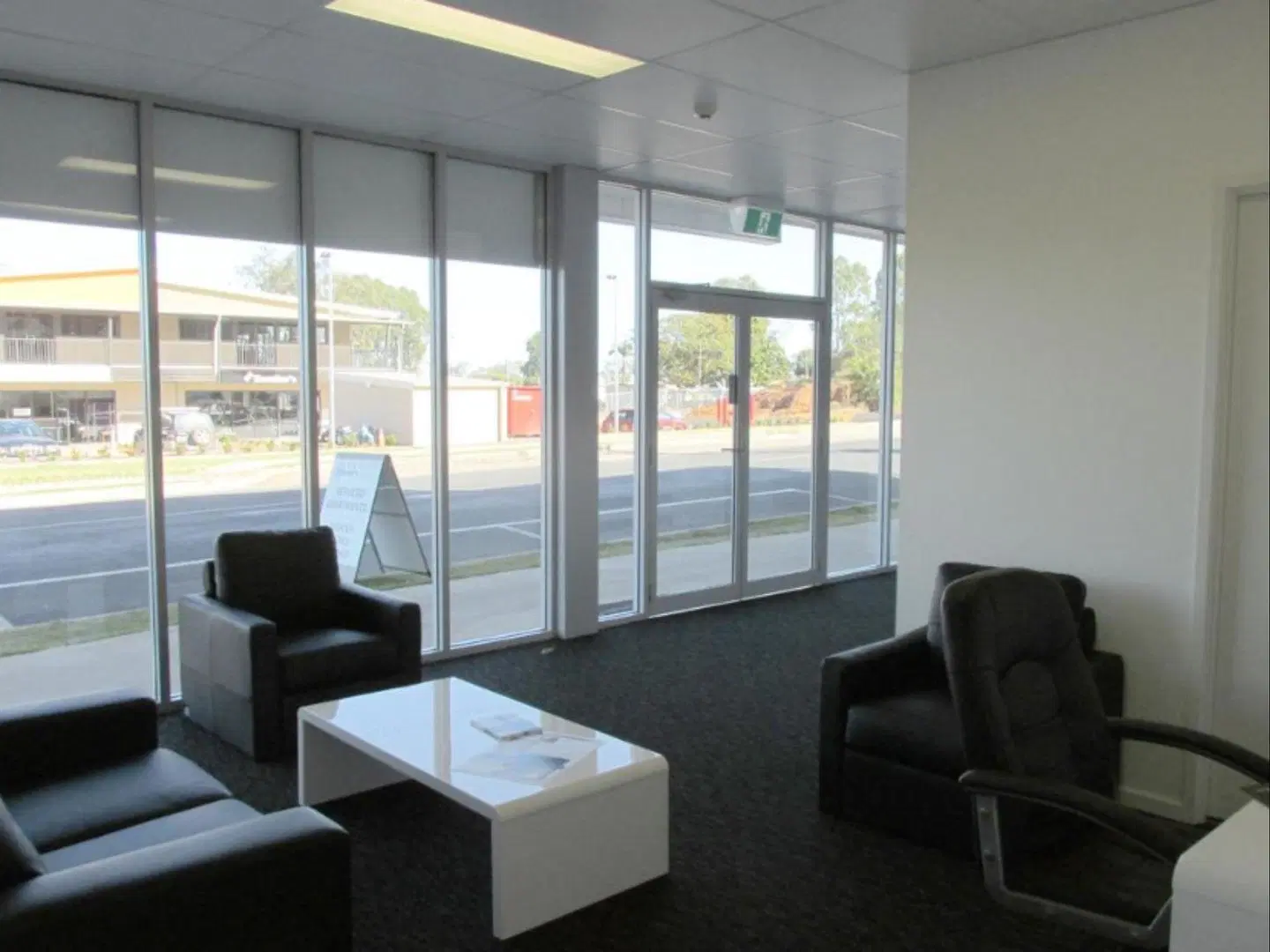 Direct Hotels - Monterey Moranbah LOUNGE_LOBBY
