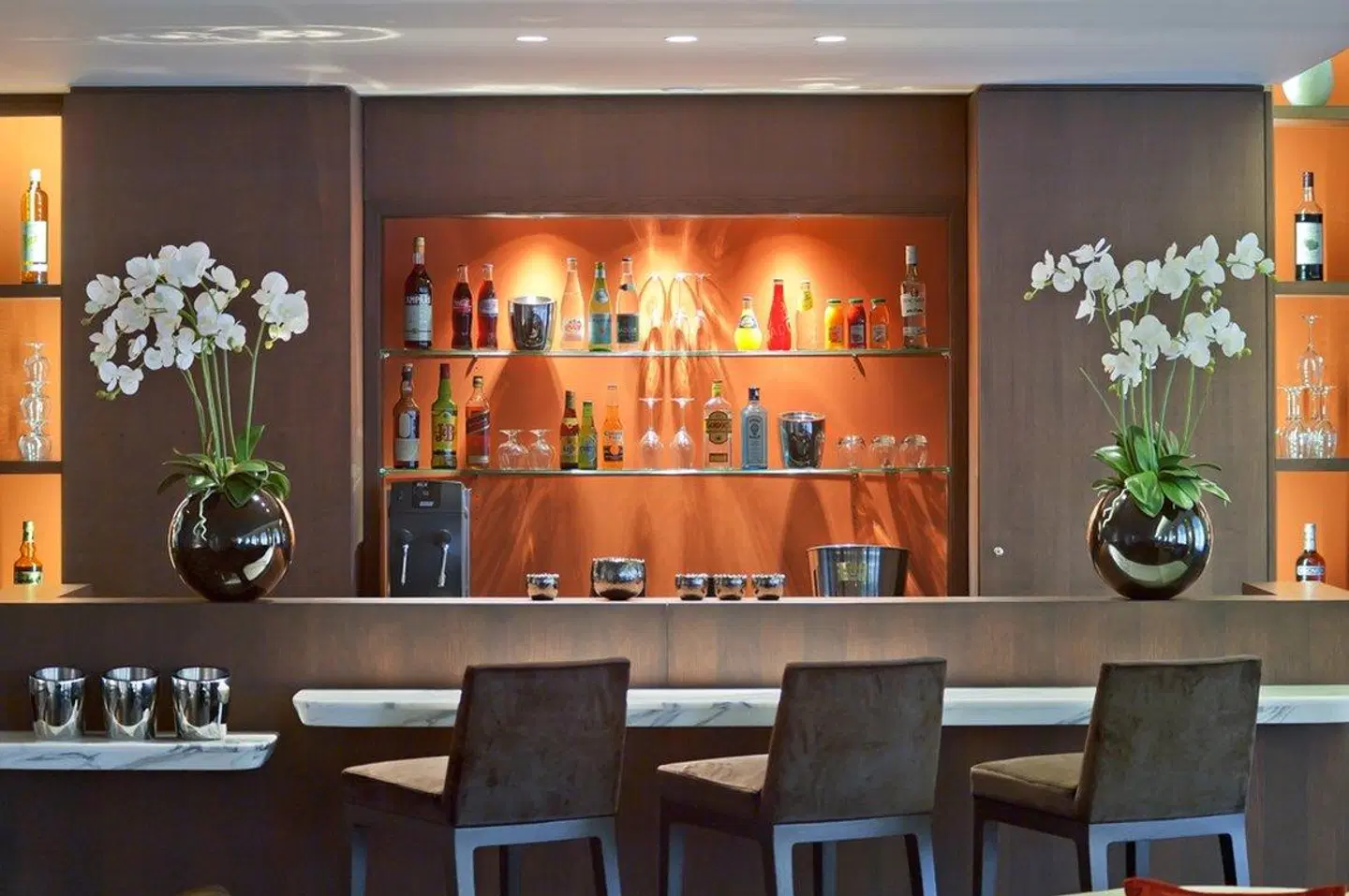 Derby Alma Bar