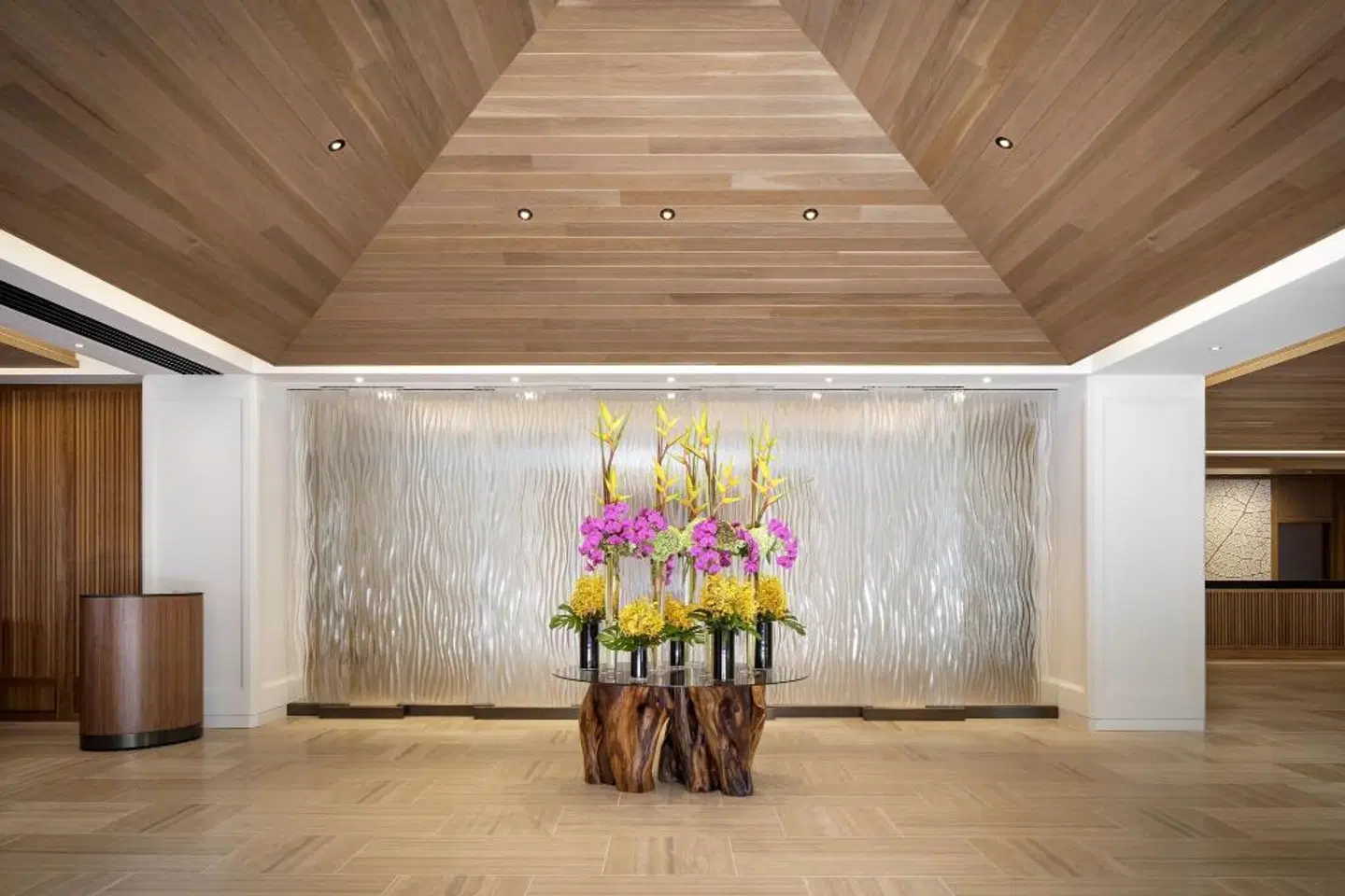 Halepuna Waikiki by Halekulani LOUNGE_LOBBY