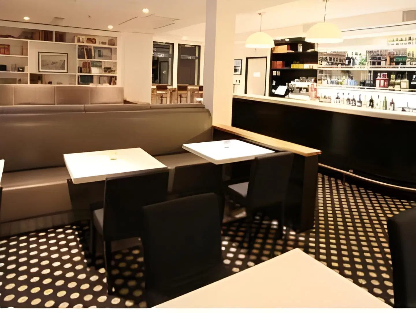 Hotel 202 Restaurant