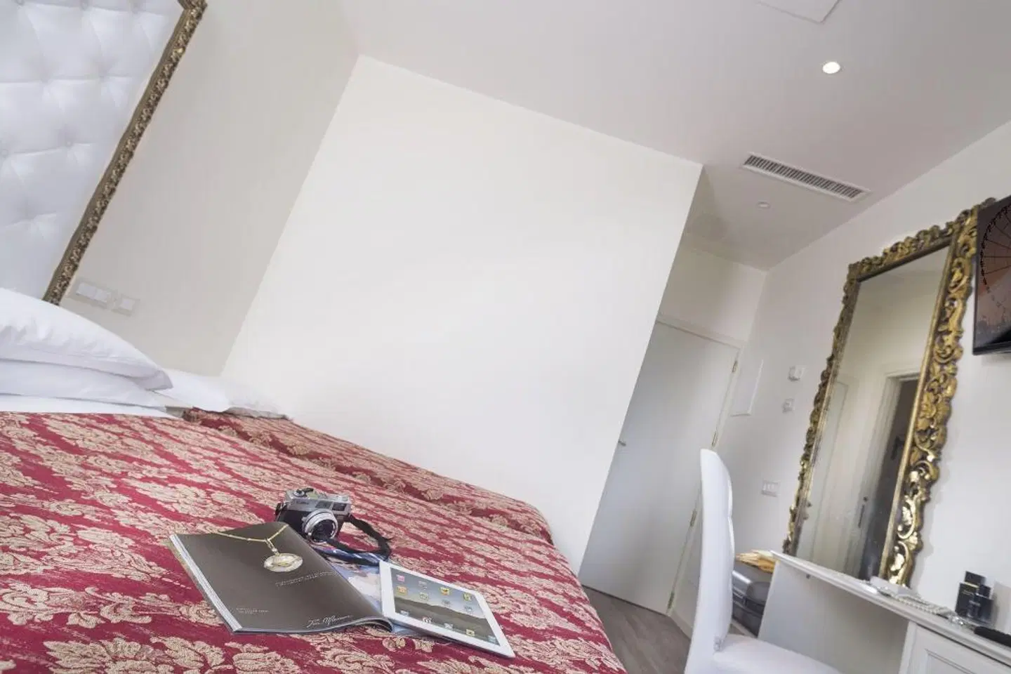 Lido ROOM_EXAMPLE