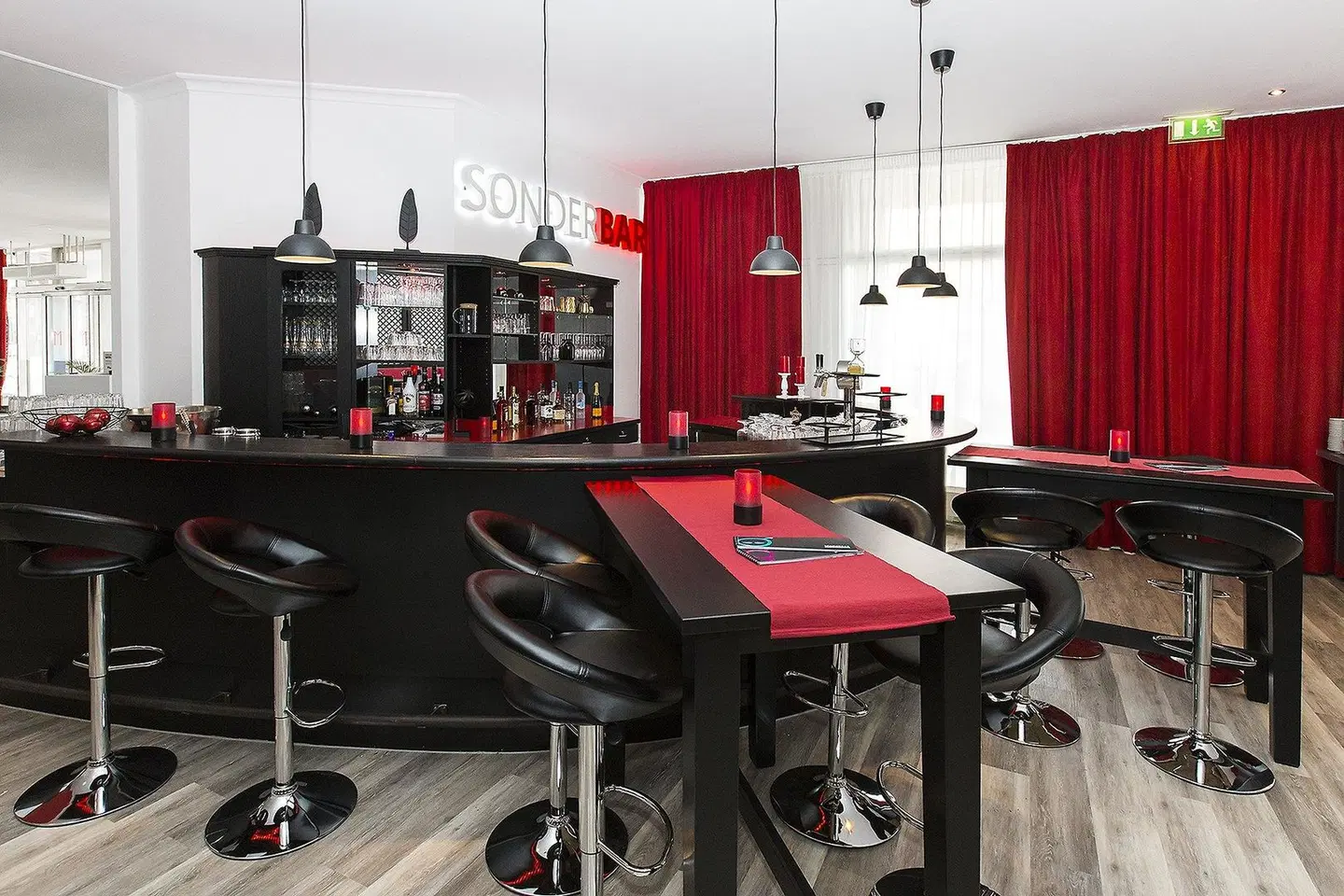 DORMERO Hotel Hannover-Langenhagen Airport Bar