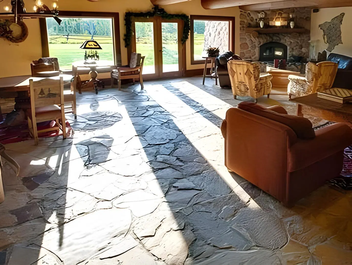 Daniels Summit Lodge LOUNGE_LOBBY
