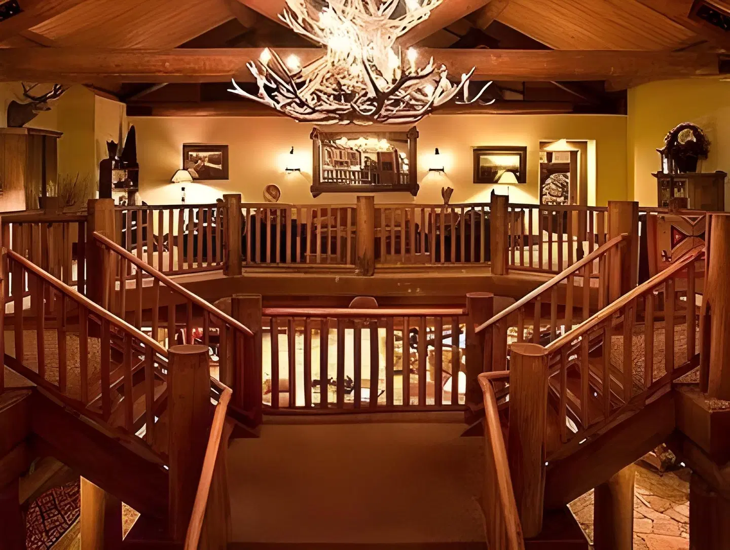 Daniels Summit Lodge Bar