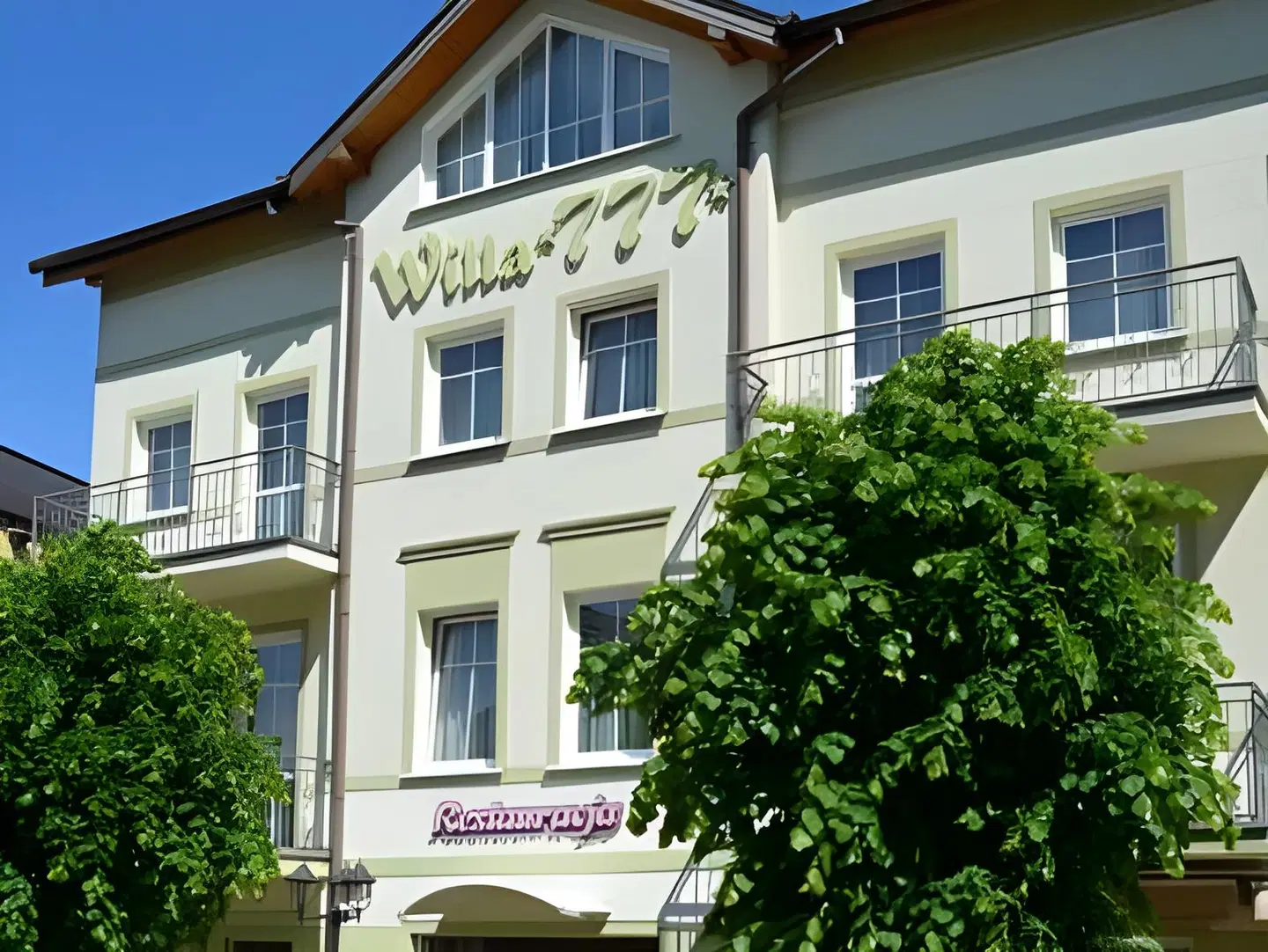 Willa 777 Krasickiego EXTERIOR