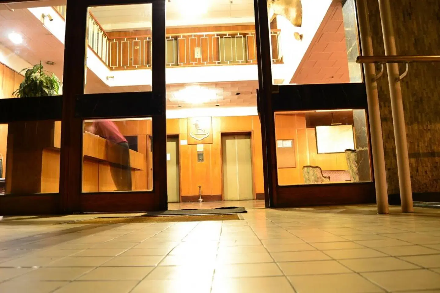 The Harare Club LOUNGE_LOBBY