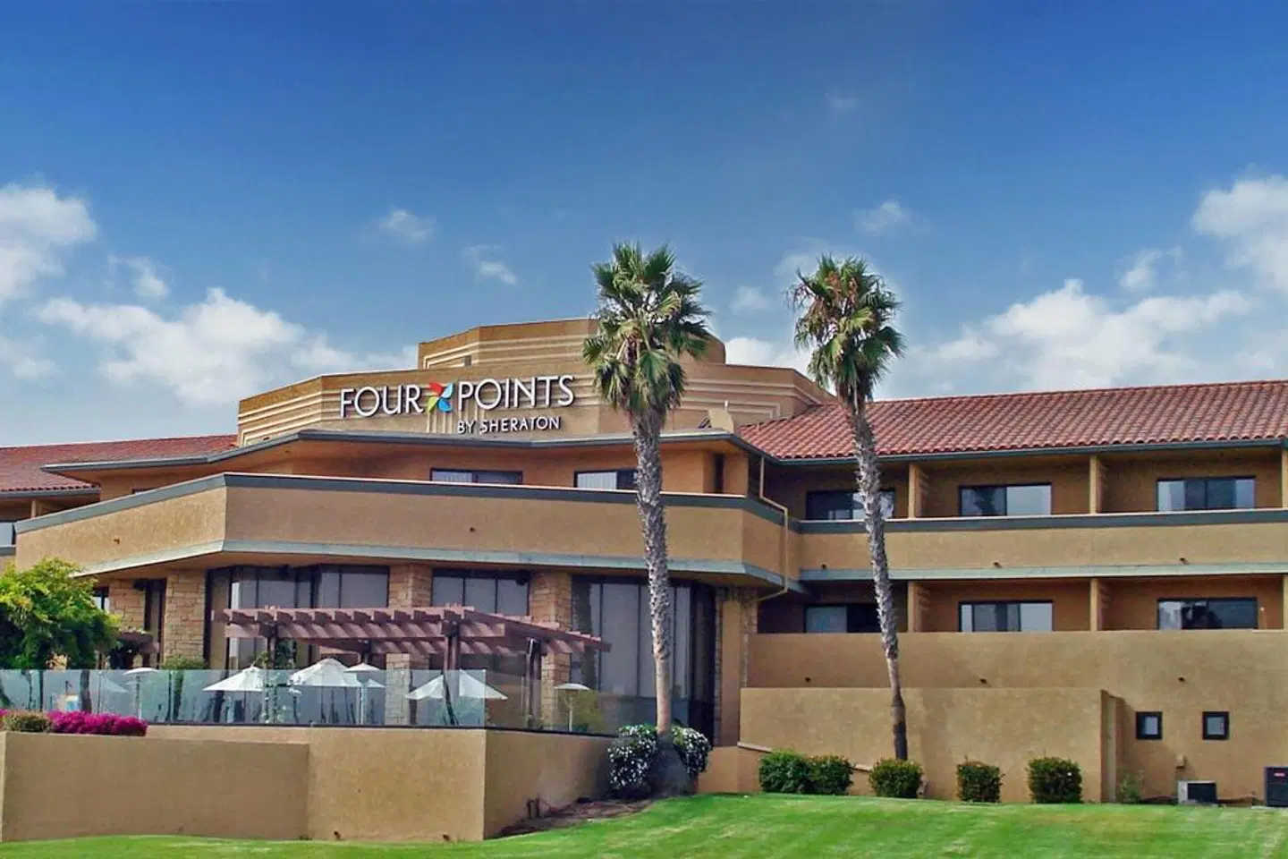 Four Points by Sheraton Ventura Harbor Resort EXTERIOR