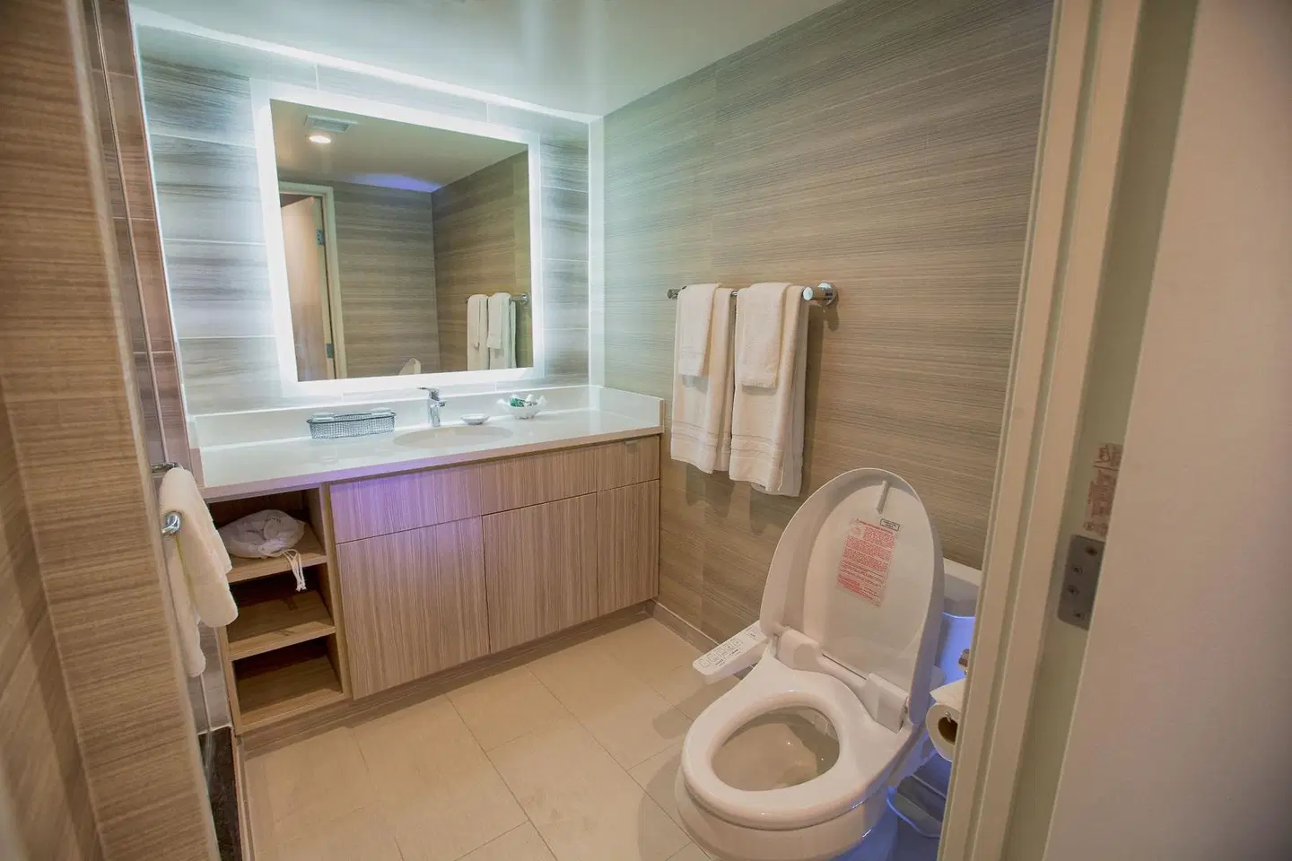 Polynesian Plaza Badezimmer
