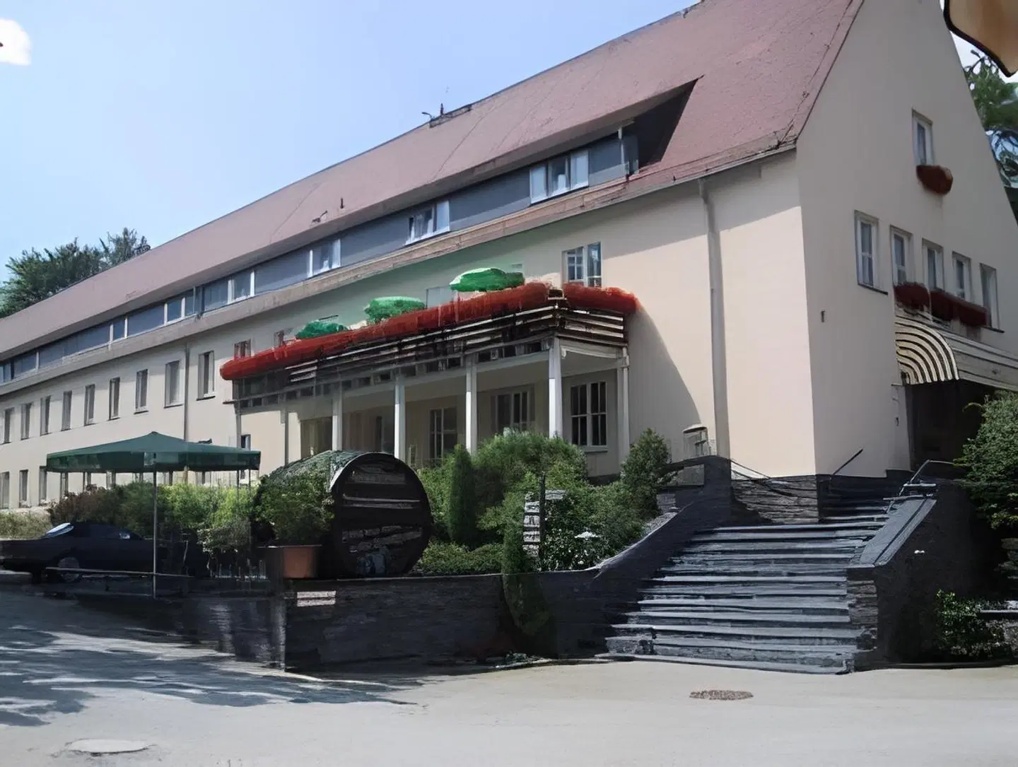Land- und Golfhotel Alte Fliegerschule EXTERIOR