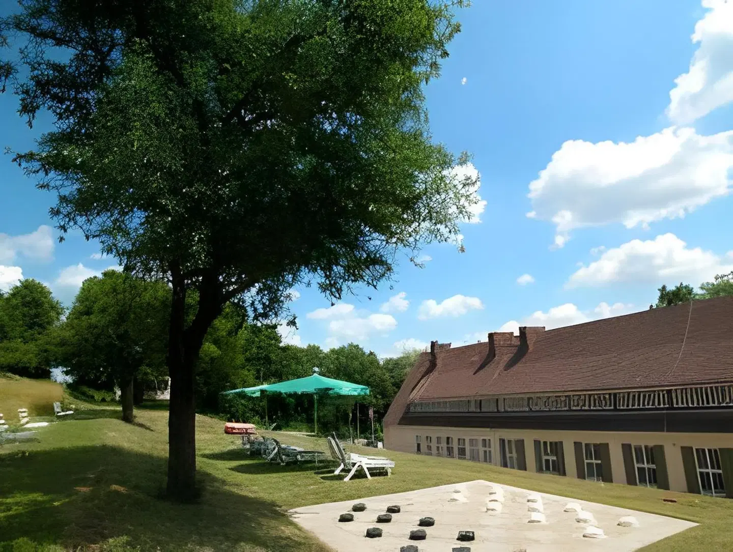 Land- und Golfhotel Alte Fliegerschule EXTERIOR