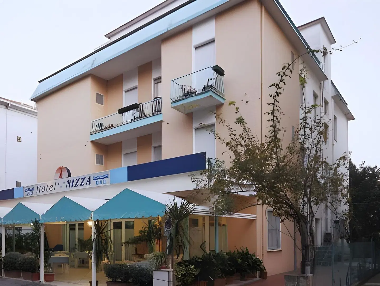 Hotel Nizza EXTERIOR