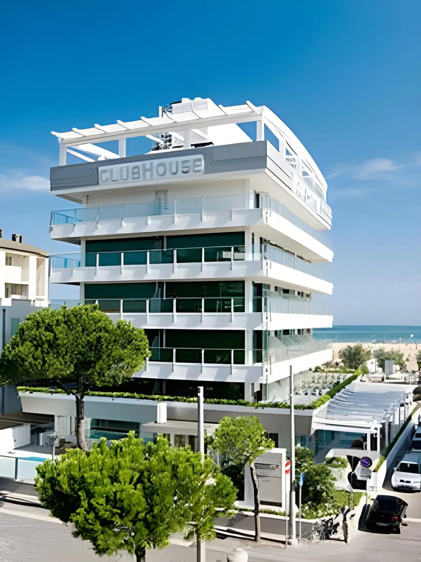 Club House Hotel EXTERIOR