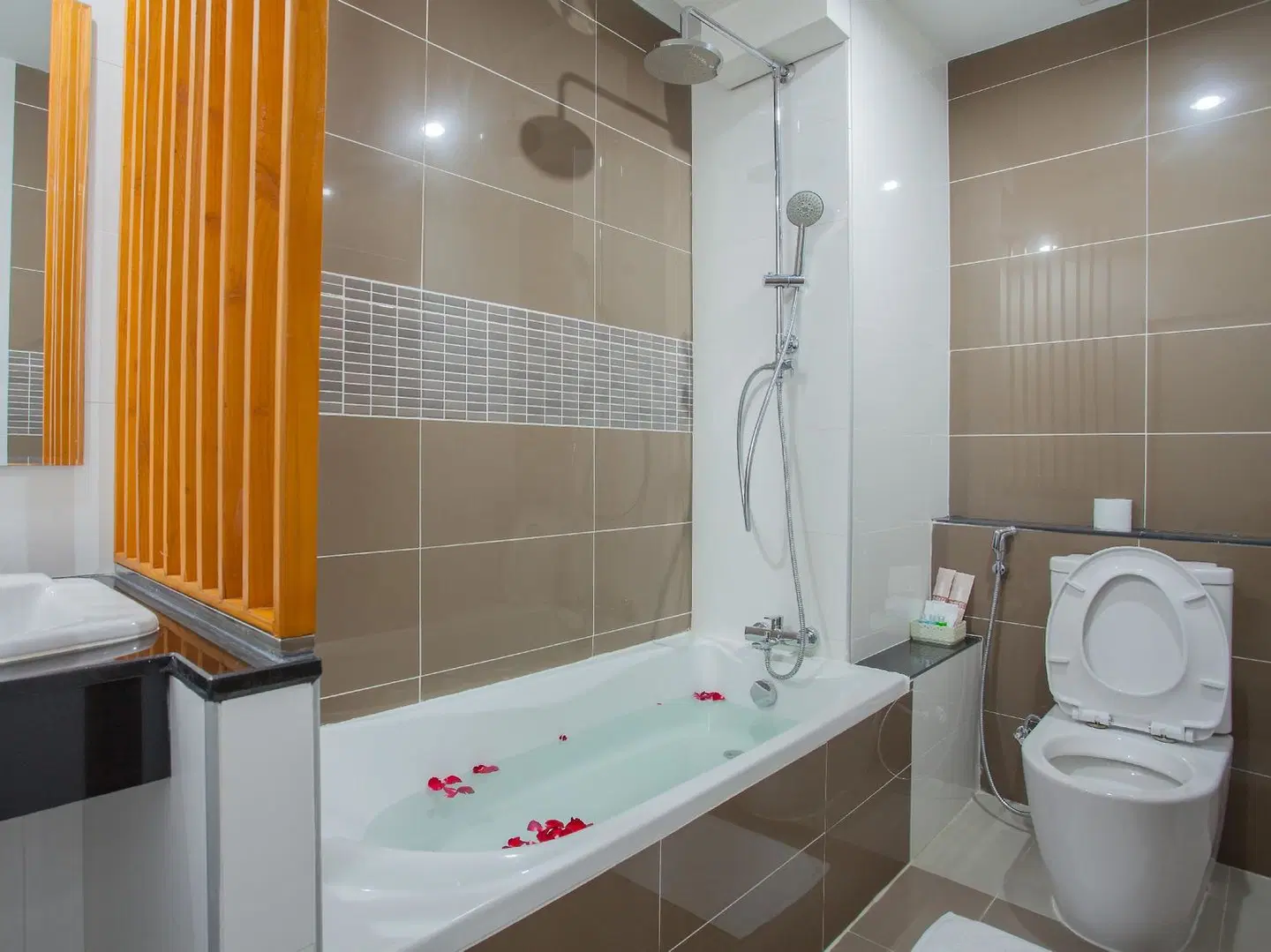 GT Residence Badezimmer
