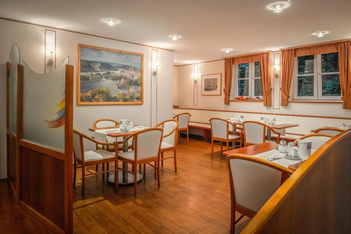 Atrium Restaurant